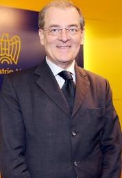 Il prof. Arturo Maresca